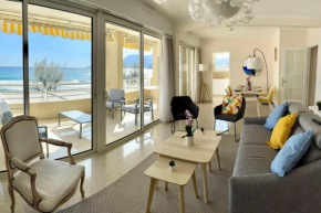 Sublime 89m FRONT DE MER - with 2 balconies